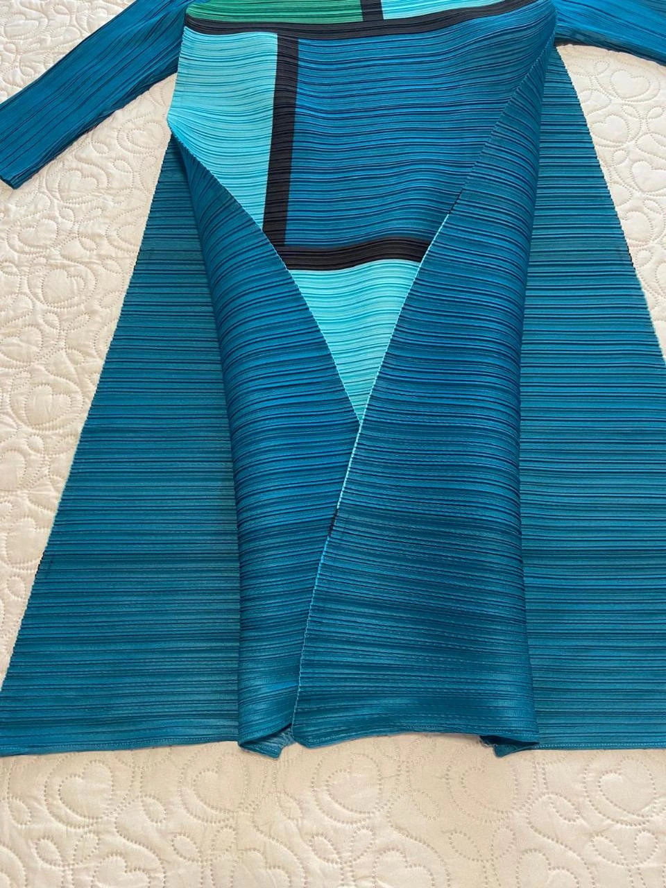 Original vestido de acordeón, cuello chimenea, estilo de Miyake. Talla Unica – photo 11